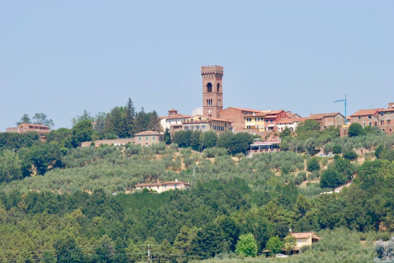 Agriturismo Tori 2 Montecarlo Exteriér fotografie